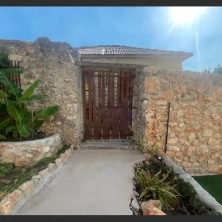 Cephalonian Casa