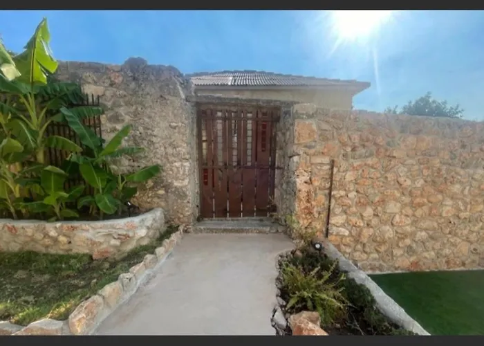 Cephalonian Casa